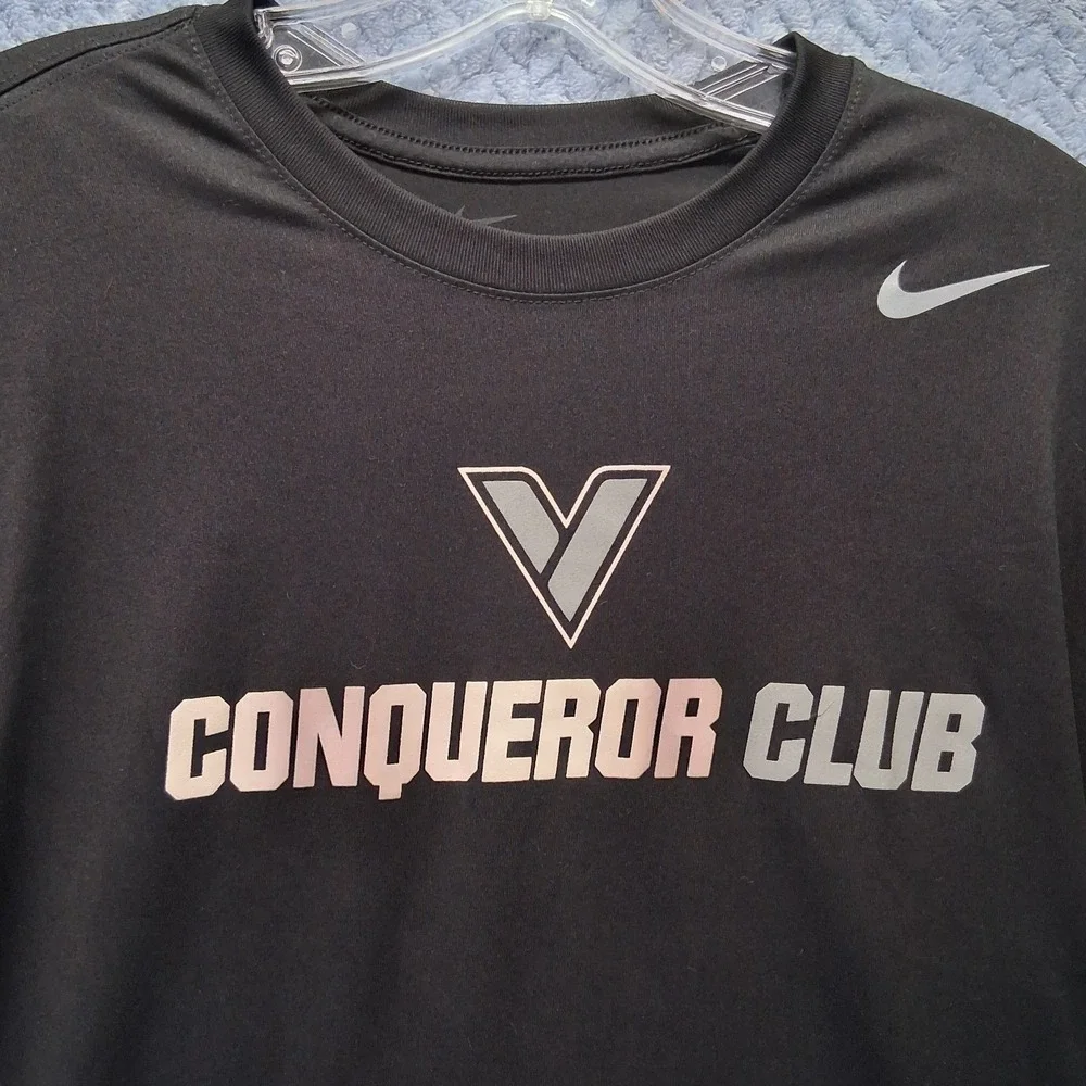 Nike Dri-FIT Mens Medium Black Conqueror Club Athletic Shirt Workout Gym Running